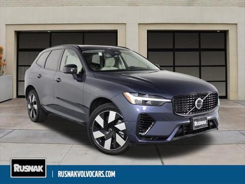 2025 Volvo XC60 Plug-In Hybrid T8 Plus