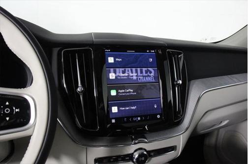 2025 Volvo XC60 Plug-In Hybrid T8 Plus
