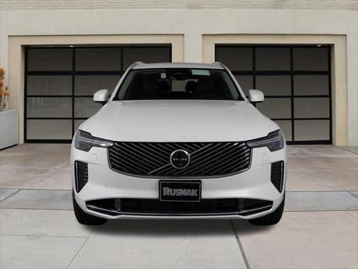 2025 Volvo XC90 Plug-In Hybrid T8 Ultra 7-Seater