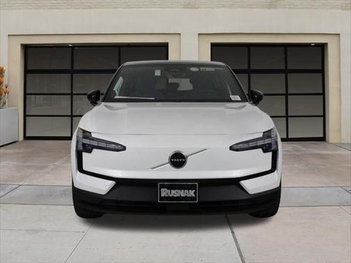 2025 Volvo EX30 Twin Motor Plus