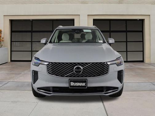 2026 Volvo XC90 B6 Ultra 7-Seater