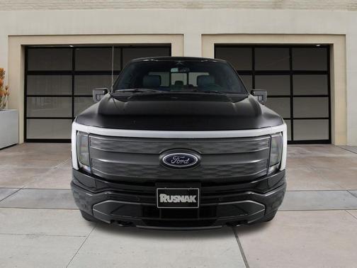 2023 Ford F-150 Lightning LARIAT