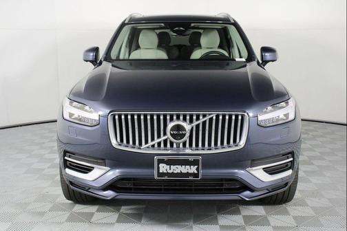 2023 Volvo XC90 Recharge Plug-In Hybrid T8 Plus 6-Seater