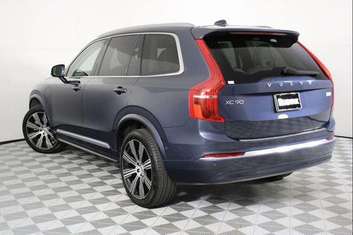 2023 Volvo XC90 Recharge Plug-In Hybrid T8 Plus 6-Seater