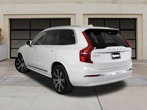 2024 Volvo XC90 Recharge Plug-In Hybrid T8 Plus 6-Seater