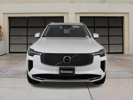 2025 Volvo XC90 Plug-In Hybrid T8 Plus 7-Seater