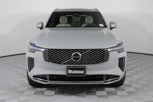 2026 Volvo XC90 Core, B5 AWD Gas (mild hybrid), Gasoline, Bright, 7 Seats