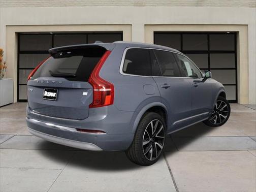 2022 Volvo XC90 Recharge Plug-In Hybrid T8 Inscription Expression 6 Passenger