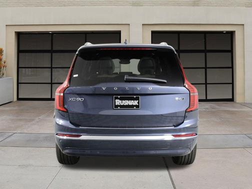 2026 Volvo XC90 Plus, B6 AWD Gas (mild hybrid), Gasoline, Bright, 7 Seats