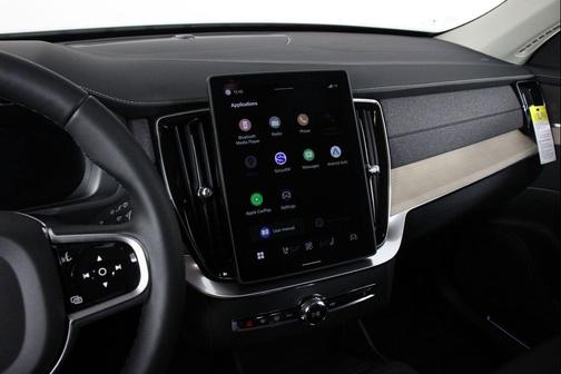 2026 Volvo XC90 Plus, B5 AWD Gas (mild hybrid), Gasoline, Bright, 7 Seats