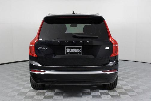 2024 Volvo XC90 Recharge Plug-In Hybrid T8 Plus 6-Seater