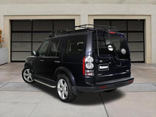 2016 Land Rover LR4 Base