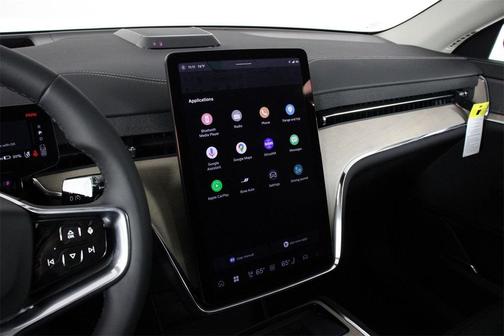 2025 Volvo EX90 Twin Motor Performance Plus 6-Seater