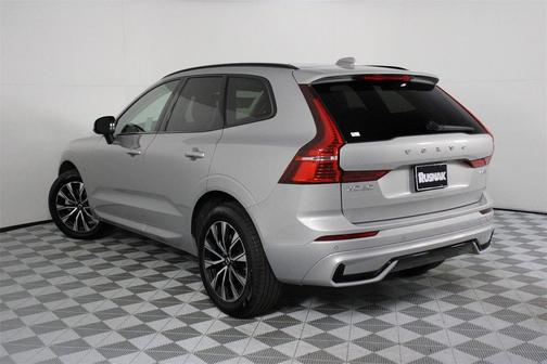 2025 Volvo XC60 B5 Core