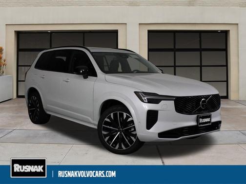 2026 Volvo XC90 Plug-In Hybrid T8 Ultra Dark Theme 6-Seater