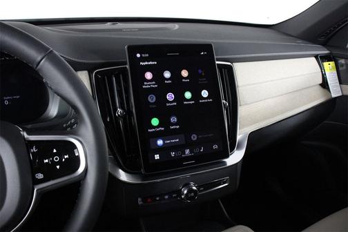 2026 Volvo XC90 Plug-In Hybrid T8 Plus 7-Seater