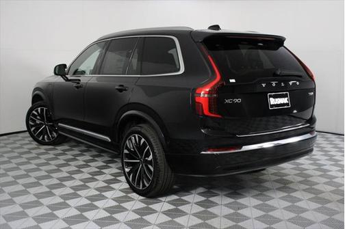2025 Volvo XC90 Plug-In Hybrid T8 Plus 7-Seater