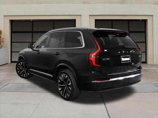 2025 Volvo XC90 Plug-In Hybrid T8 Plus 7-Seater