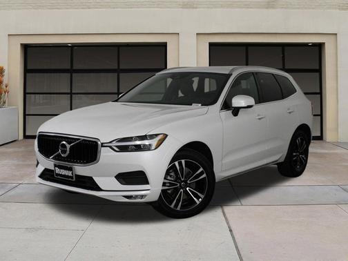 2021 Volvo XC60 T5 Momentum