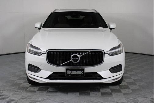 2021 Volvo XC60 T5 Momentum