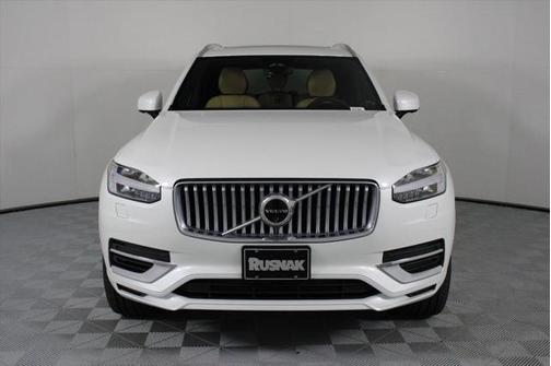 2024 Volvo XC90 Recharge Plug-In Hybrid T8 Ultimate Bright Theme 7-Seater