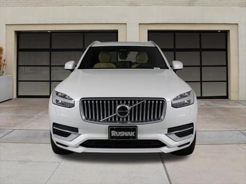 2024 Volvo XC90 Recharge Plug-In Hybrid T8 Ultimate Bright Theme 7-Seater