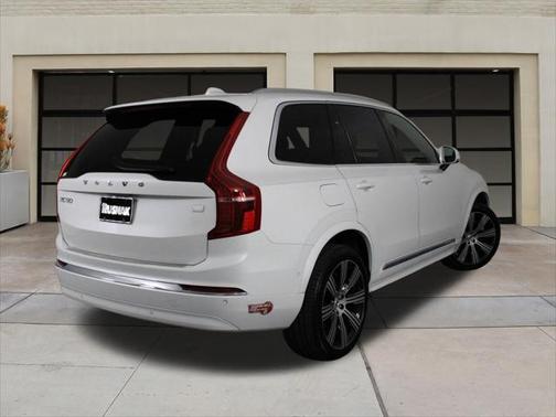 2024 Volvo XC90 Recharge Plug-In Hybrid T8 Ultimate Bright Theme 7-Seater