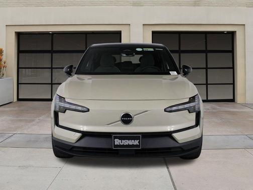 2026 Volvo EX30 Plus Twin Motor Performance, Fully electric