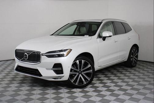 Crystal White Metallic 2023 Volvo XC60 Ultimate Bright Theme
