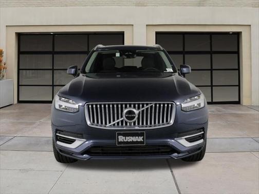 2025 Volvo XC90 Plug-In Hybrid Core