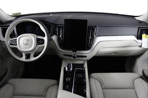 2026 Volvo XC60 Plug-In Hybrid T8 Ultra