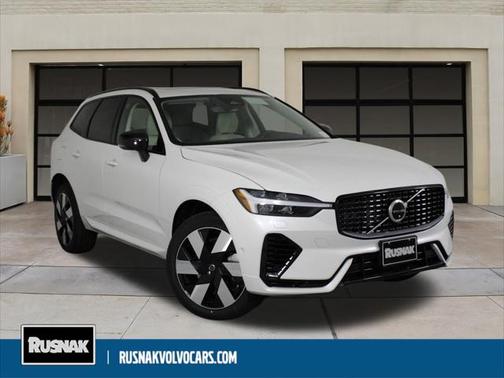 2025 Volvo XC60 Plug-In Hybrid T8 Plus