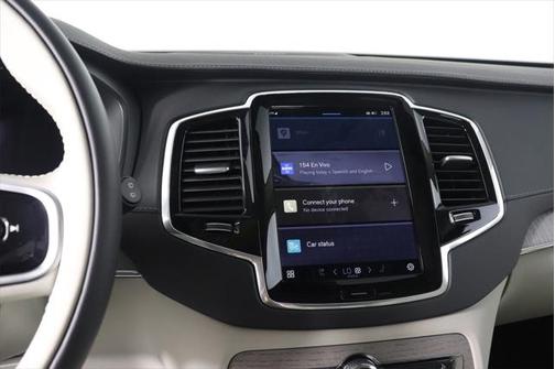2025 Volvo XC90 Plug-In Hybrid Ultra