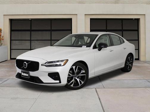 2025 Volvo S60 B5 Core