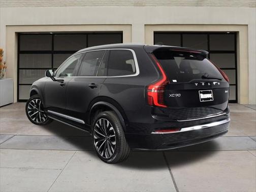 2025 Volvo XC90 B6 Ultra