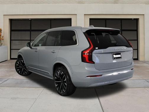 2025 Volvo XC90 B6 Ultra