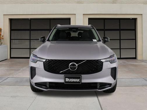 2026 Volvo XC90 B6 Ultra Dark Theme 7-Seater