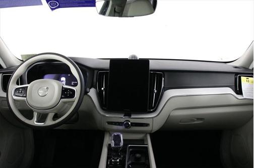 2026 Volvo XC60 Plug-In Hybrid T8 Ultra