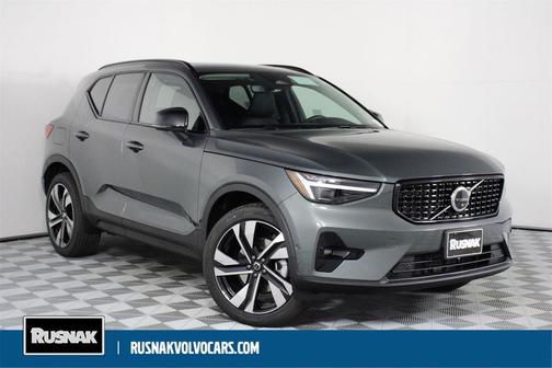 2026 Volvo XC40 B5 Ultra