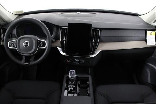 2026 Volvo XC90 Core, B5 AWD Gas (mild hybrid), Gasoline, Bright, 7 Seats