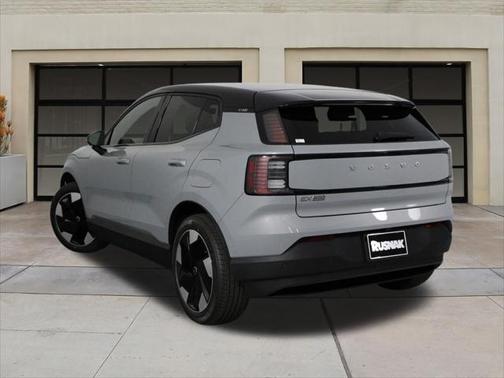 2025 Volvo EX30 Twin Motor Plus