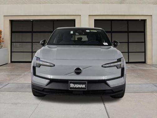 2025 Volvo EX30 Twin Motor Plus
