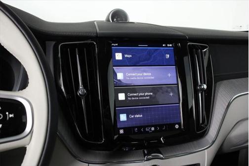2025 Volvo XC60 Plug-In Hybrid T8 Ultra
