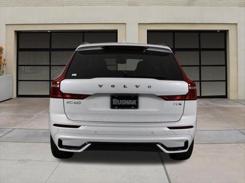 2025 Volvo XC60 Plug-In Hybrid T8 Ultra