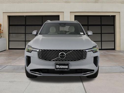 2026 Volvo XC90 Plug-In Hybrid T8 Plus 7-Seater