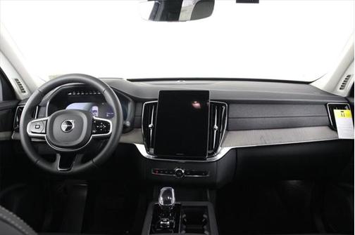 2025 Volvo XC90 Plug-In Hybrid T8 Ultra 7-Seater