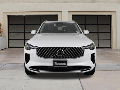 2025 Volvo XC90 Plug-In Hybrid T8 Ultra 7-Seater