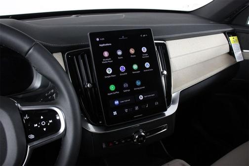 2026 Volvo XC90 B5 Plus 7-Seater