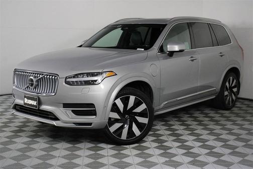 2023 Volvo XC90 Recharge Plug-In Hybrid T8 Ultimate Bright Theme 7-Seater
