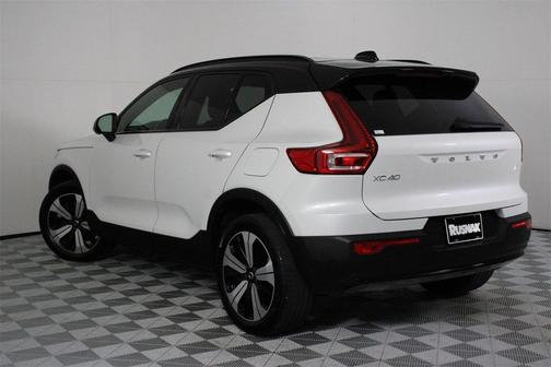 2023 Volvo XC40 Recharge Pure Electric Twin Plus
